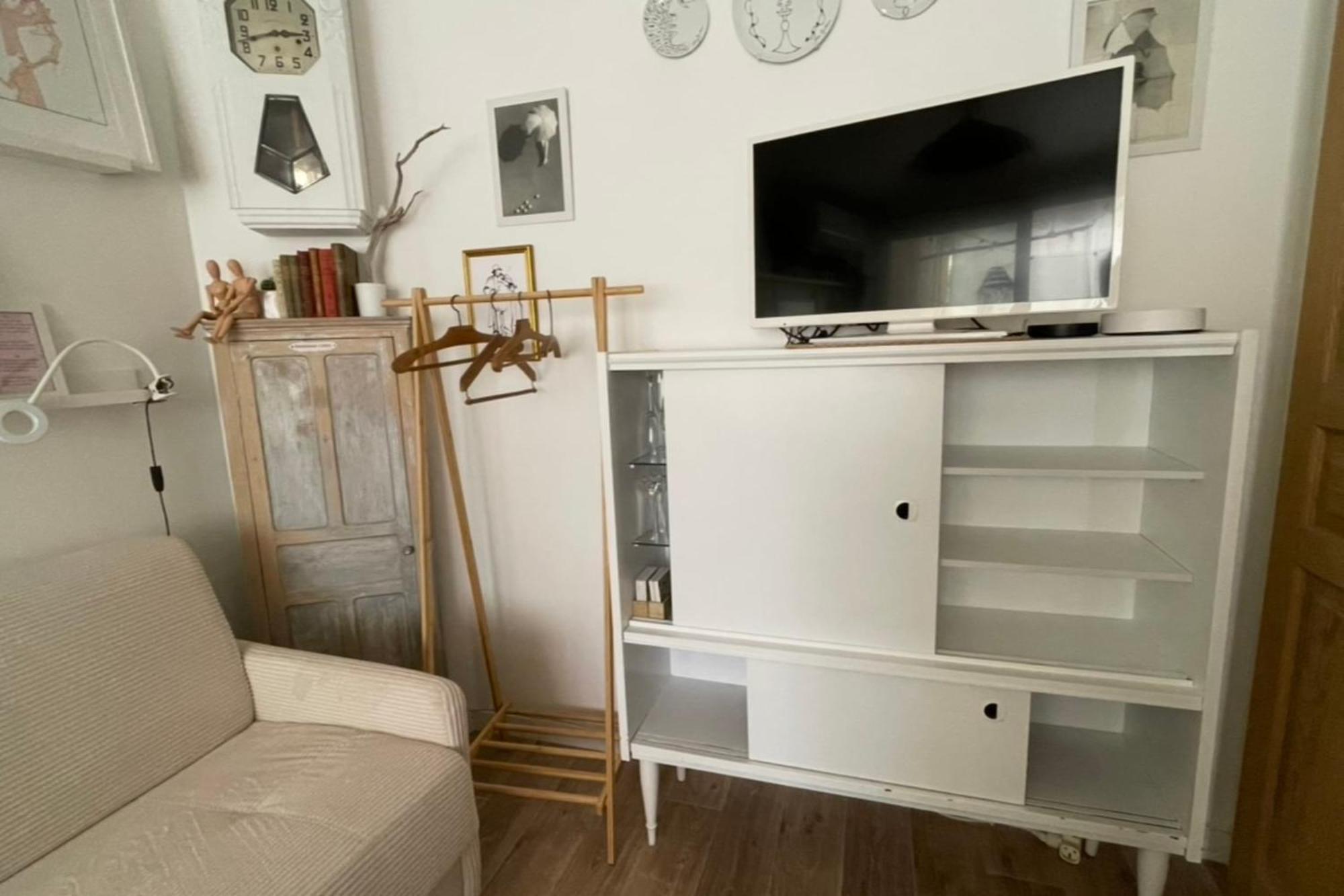 Charming Air-Conditioned One-Bedroom 150M From Cavaliere Beach เลอลาวองดูว์ ภายนอก รูปภาพ
